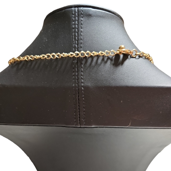 Cream Colour Gold Tone Bib Necklace - Picture 2 of 2